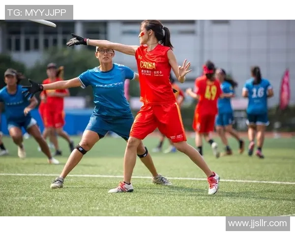 飞盘盛宴：深入解析广州飞盘队员的个人技能与团队协作